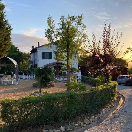Apartment La Fabbrichina Il Luogo Della Pace Camporbiano
